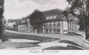 #4_Handwerker- und Kunstgewerbeschule